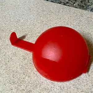 Tupperware Garlic/Lemon Forget Me Not